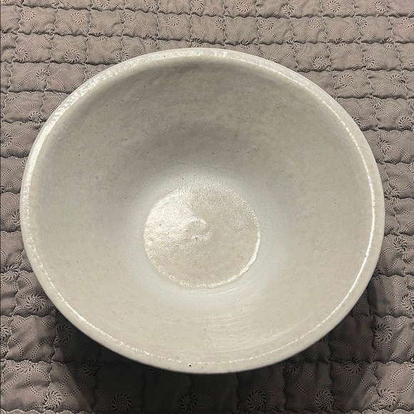 Source Unknown Textured White Bowl - Picture 2 of 3